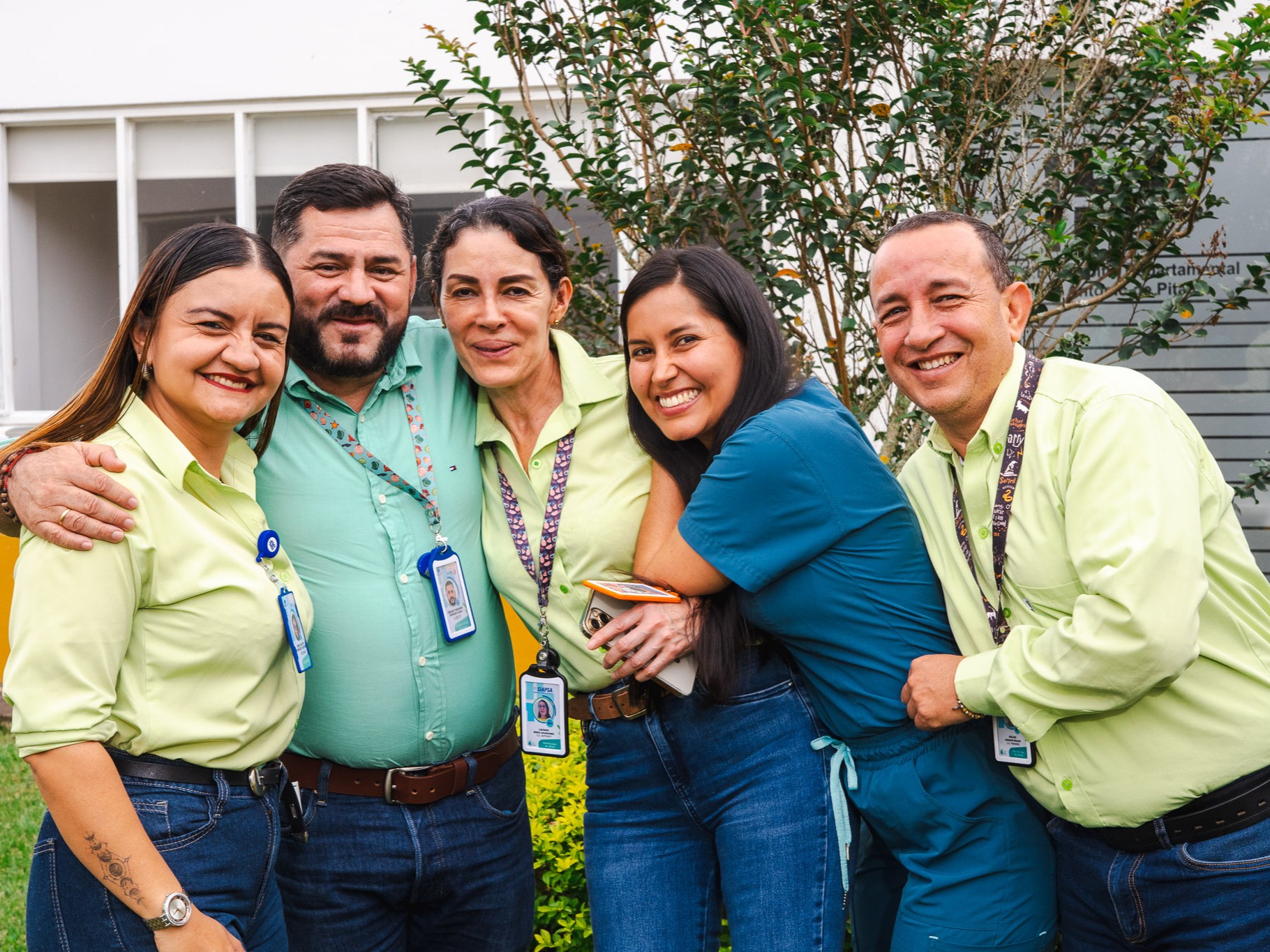 Imagen y/o Foto de los Trabajadores del Hospital